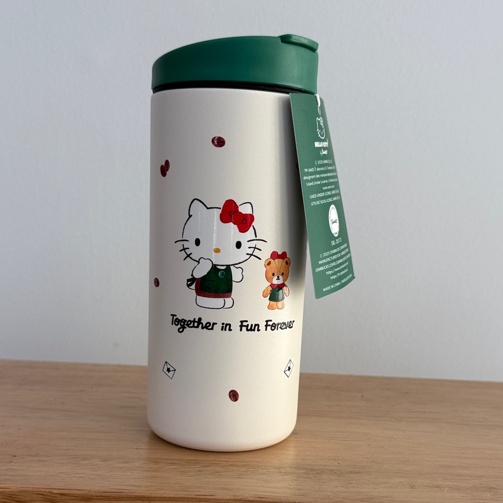 NWT Hello Kitty X Starbucks tumbler